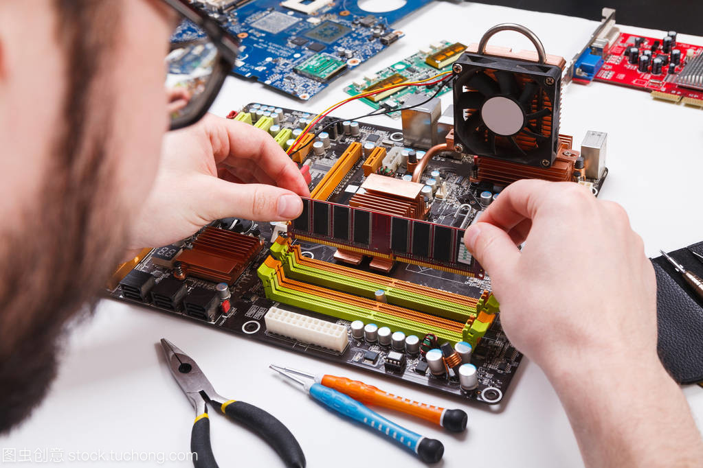 关于技术员升级后计算机服务关闭的通知